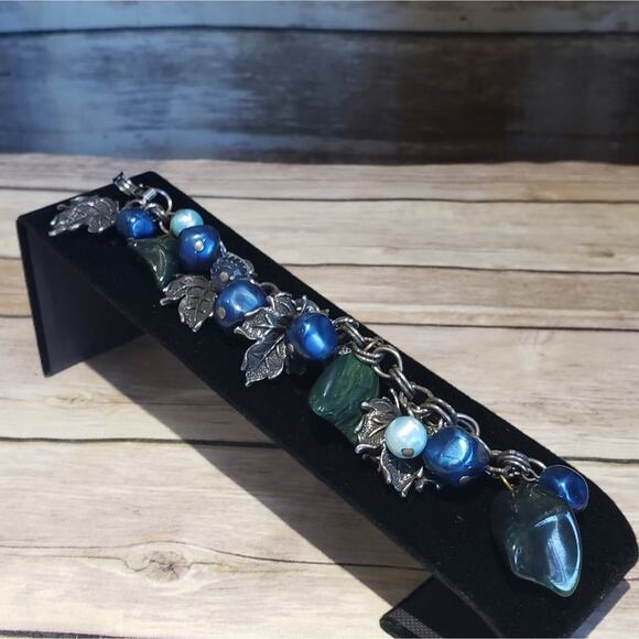 Vintage Bracelet - Picture 2 of 8